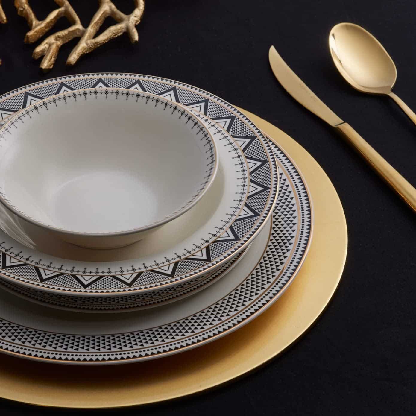 Karaca Globe Porcelain Dinner Set for 6 People - 24-Piece Crockery Set with Plates and Bowls Set, Round Dinnerware Set & White Gold Dinner Set